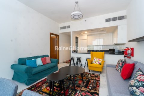 Apartamento para arrendamento em Business Bay, Dubai, EAU 1 quarto, 75.2 m2 № 707602 - foto 3