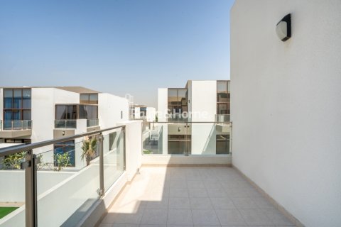 Willa na sprzedaż w Mohammed Bin Rashid City, Dubai, ZEA 4 sypialnie, 288 mkw., nr 707600 - zdjęcie 15