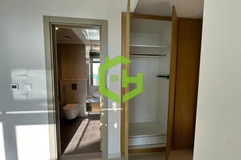 Apartmen di Business Bay, Dubai, UAE 2 bilik tidur, 75.3 meter persegi № 583272 - foto 10