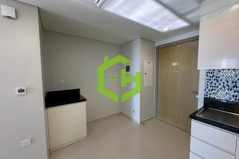 Apartmen di Business Bay, Dubai, UAE 2 bilik tidur, 75.3 meter persegi № 583272 - foto 4