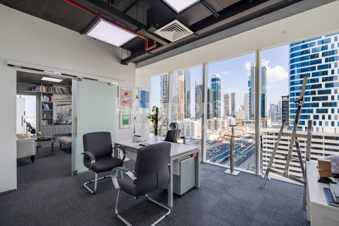Zyrë në Business Bay, Dubai, Emiratet e Bashkuara Arabe 725.85113900 m2. № 583581 - Foto 20