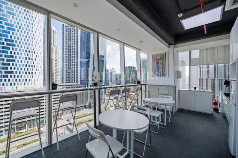 Zyrë në Business Bay, Dubai, Emiratet e Bashkuara Arabe 725.85113900 m2. № 583581 - Foto 14