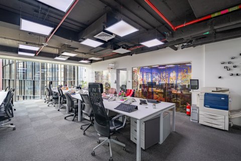 Zyrë në Business Bay, Dubai, Emiratet e Bashkuara Arabe 725.85113900 m2. № 583581 - Foto 21
