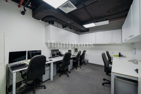 Zyrë në Business Bay, Dubai, Emiratet e Bashkuara Arabe 725.85113900 m2. № 583581 - Foto 4