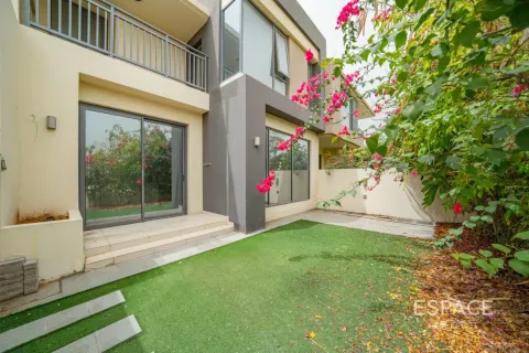 Vila u gradu Dubai Hills Estate, UAE 4 spavaće sobe, 224 m2 Br. 738388 - Slika 2