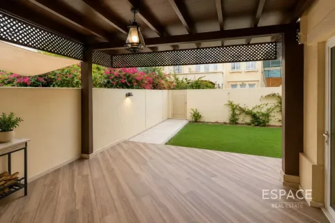 Vila u gradu The Springs, Dubai, UAE 3 spavaće sobe, 289 m2 Br. 738387 - Slika 10