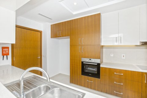 Huoneisto The Hills, Dubai, Arabiemiraatit 2 makuuhuonetta, 148 m2 № 738684 - kuva 2