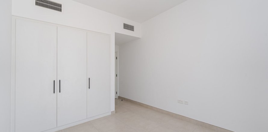 Appartement à Town Square, Dubai, EAU: 3 chambres, 179 m2 № 701693