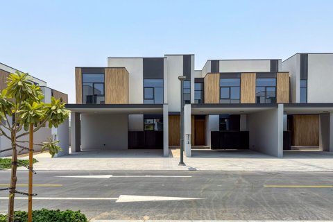 Kuća u nizu u Mudon, Dubai, UAE 4 spavaćih soba, 248 m2 Br. 701695 - fotografija 1