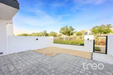 Shtëpi në qytet në Dubai Land, Dubai, Emiratet e Bashkuara Arabe 3 dhoma gjumi, 180.79 m2. № 761355 - Foto 2