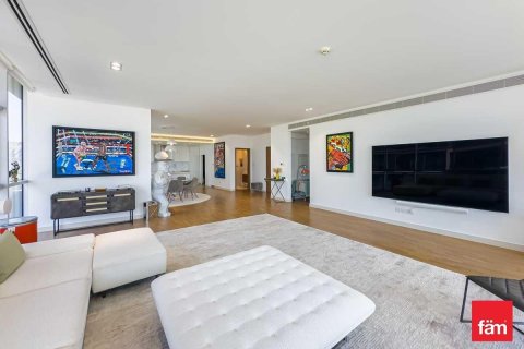 Leilighet i City Walk, Dubai, Emiratene 3 soverom, 284.2 kvm nr. 622022