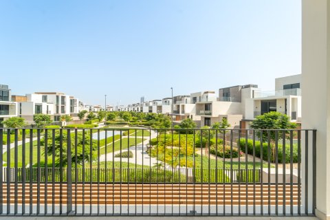 Villa sa Dubai, UAE 4 silid-tulugan, 433 sq.m. № 696274 - larawan 15
