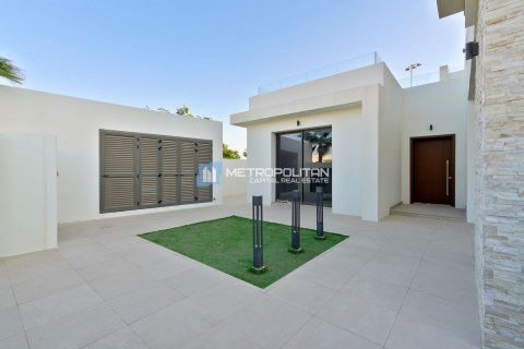 Poslovni prostor na Yas Island, Abu Dhabi, UAE 4 spavaćih soba, 453 m2 Br. 594912 - fotografija 15
