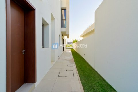 Poslovni prostor na Yas Island, Abu Dhabi, UAE 4 spavaćih soba, 453 m2 Br. 594912 - fotografija 10