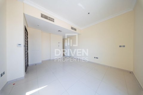 Shtëpi në qytet në Dubai, Emiratet e Bashkuara Arabe 3 dhoma gjumi, 174.75 m2. № 756262 - Foto 8