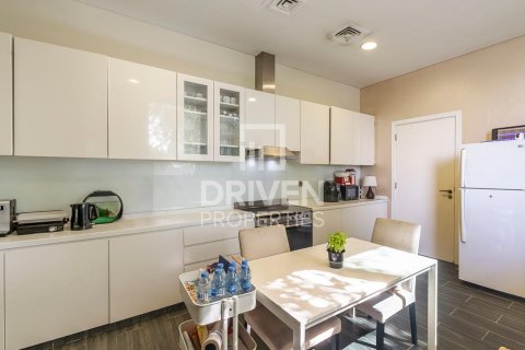 Vila v DAMAC Hills (Akoya by DAMAC), Dubai, SAE 5 ložnice, 801 m² Č.: 602044 - fotografie 7