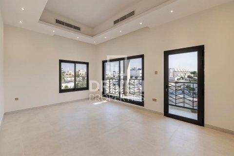 Вилла Умм-Сукейм, Дубай, БАӘ-да 5 жатын бөлмелер, 743 м² № 602043 - фото 10
