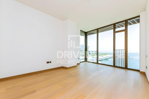 Apartmen di Jumeirah, Dubai, UAE 3 bilik tidur, 251 meter persegi № 654884 - foto 3