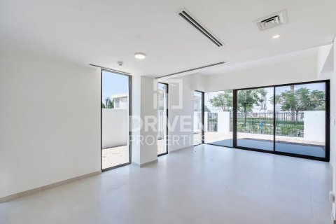 Villa in affitto a The Valley, Dubai, EAU 4 camere da letto, 257 mq. № 654886 - foto 2