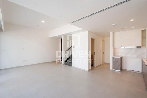 Villa in The Valley, Dubai, UAE 3 bedrooms, 174 sq.m. № 654887 - photo 1