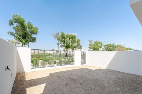 Villa in The Valley, Dubai, UAE 3 bedrooms, 174 sq.m. № 654887 - photo 12