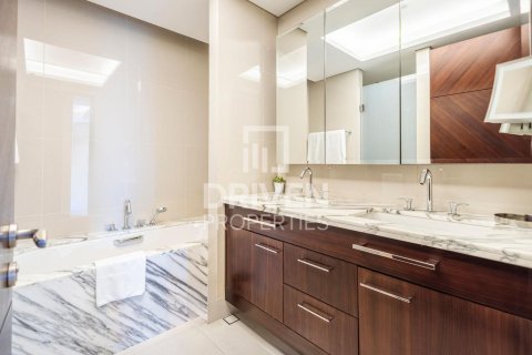 Διαμέρισμα σε Downtown Dubai (Downtown Burj Dubai), Dubai, ΗΑΕ 2 υπνοδωμάτια, 158 τ.μ. Αρ. 654885 - φωτογραφία 13