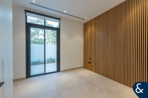 Rijtjeshuis te koop in Jumeirah Golf Estates, Dubai, VAE 4 slaapkamers, 317 vr.m., nr 667629 - foto 5