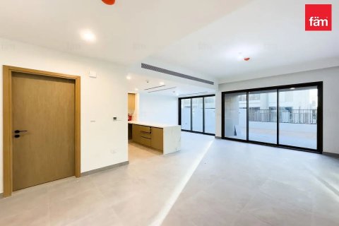 Shtëpi në qytet në Dubai, Emiratet e Bashkuara Arabe 3 dhoma gjumi, 175.8 m2. № 679844 - Foto 3