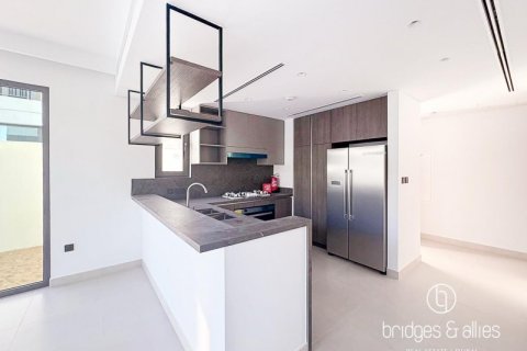 Villa uthyres i Tilal Al Ghaf, Dubai, UAE 4 sovrum, 217 kvm Nr. 678549 - fotografi 4