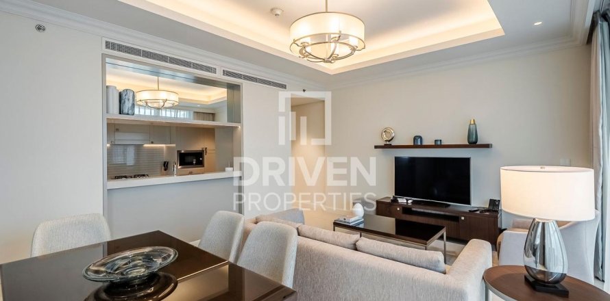 Lakás itt: Downtown Dubai (Downtown Burj Dubai), Dubai, EAE, 2 hálószoba, 135 m², azonosító: 655027