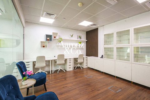 Office til leje i Business Bay, Dubai, UAE 74 kvm № 691749 - foto 8