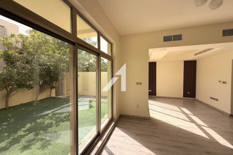 Villa à louer à Meydan, Dubai, EAU 3 chambres, 235 m2 № 691710 - photo 4