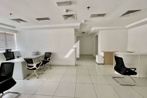 Kantor di Al Barsha, Dubai, UEA 64 m2 nomor 691708 - foto 2