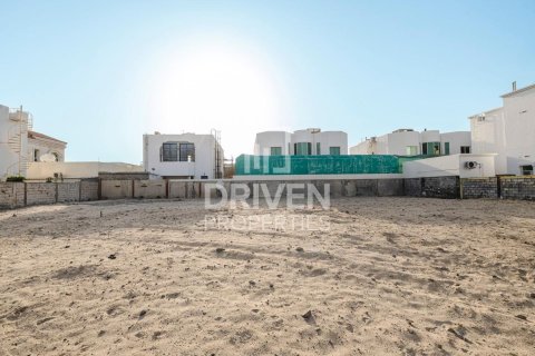 Działka na sprzedaż w Umm Suqeim, Dubai, ZEA 1117.62 mkw., nr 767200 - zdjęcie 10
