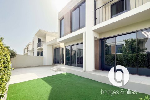 Vilă de închiriat în Tilal Al Ghaf, Dubai, EAU 4 dormitoare, 432 mp. №706154 - poză 19