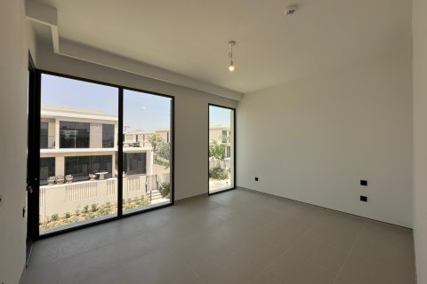 Vilă de închiriat în Tilal Al Ghaf, Dubai, EAU 4 dormitoare, 432 mp. №706154 - poză 13