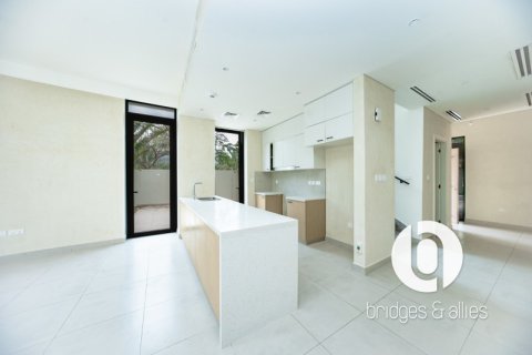 Villa en alquiler en Dubai Hills Estate, Dubai, EAU 3 dormitorios, 278 m2 № 706153 - foto 6