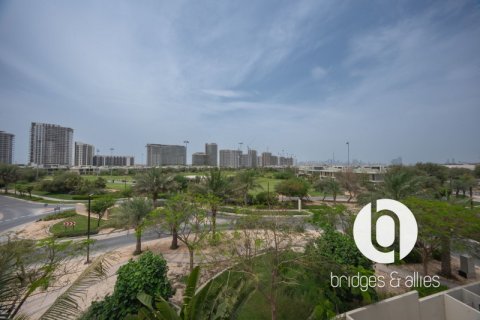 Villa en alquiler en Dubai Hills Estate, Dubai, EAU 3 dormitorios, 278 m2 № 706153 - foto 15