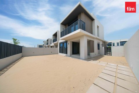 Radový dom v Jebel Ali, Dubai, SAE 4 spálne, 357.8 m2 č. 740351