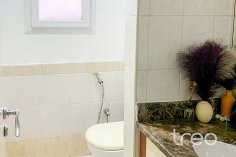 Vila v The Springs, Dubai, SAE 3 spálne, 359.35 m2 č. 733613 - Fotografia 6