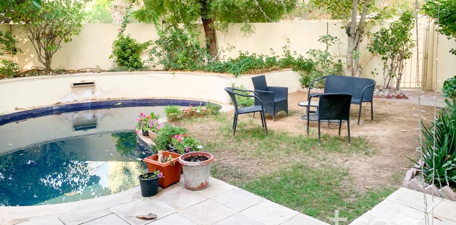 Vila v The Springs, Dubai, SAE 3 spálne, 359.35 m2 č. 733613