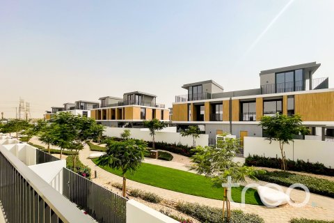 Townhouse sa Arabian Ranches 3, Dubai, UAE 4 silid-tulugan, 218.04 sq.m. № 733615 - larawan 2
