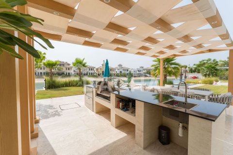 Villa Palm Jumeirah, Dubaijā, AAE 6 istabas, 1245 m2 Nr. 710298 - attēls 7