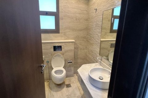 Villa zur Miete in Al Khawaneej, Dubai, VAE 4 Schlafzimmer, 1115 m2 Nr. 712502 - Foto 13