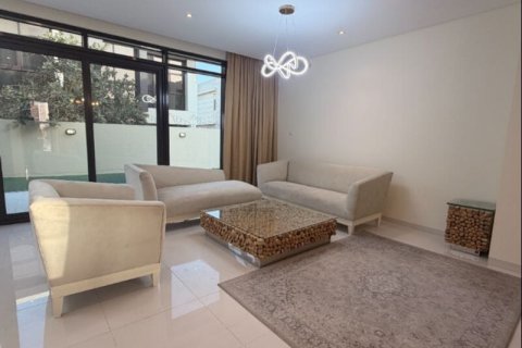 Villa i DAMAC Hills (Akoya by DAMAC), Dubai, UAE 3 soveværelser, 327 kvm № 712498