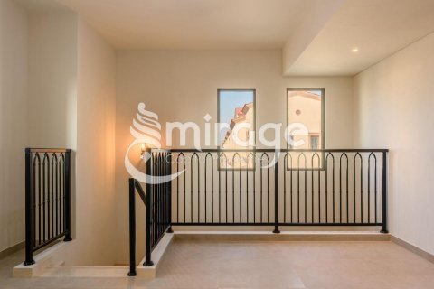 Townhouse in Khalifa City, Abu Dhabi, UAE 3 bedrooms, 171.7 sq.m. № 574330 - photo 4