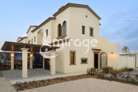 Townhouse in Khalifa City, Abu Dhabi, UAE 3 bedrooms, 171.7 sq.m. № 574330 - photo 1