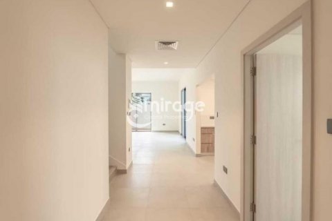 Vila na Yas Island, Abu Dhabi, SAE 4 ložnice, 315 m² Č.: 574332 - fotografie 4