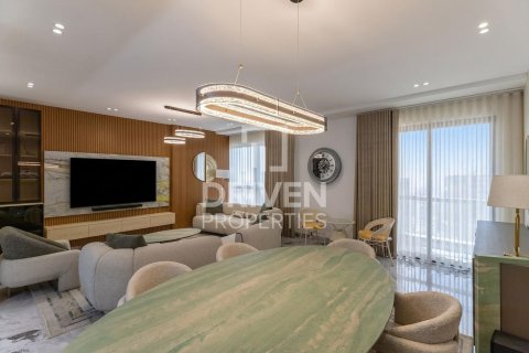 Apartmen di Jumeirah Beach Residence, Dubai, UAE 2 bilik tidur, 129.6 meter persegi № 756762 - foto 5