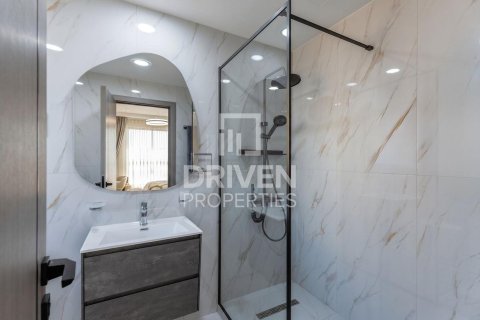Apartmen di Jumeirah Beach Residence, Dubai, UAE 2 bilik tidur, 129.6 meter persegi № 756762 - foto 17
